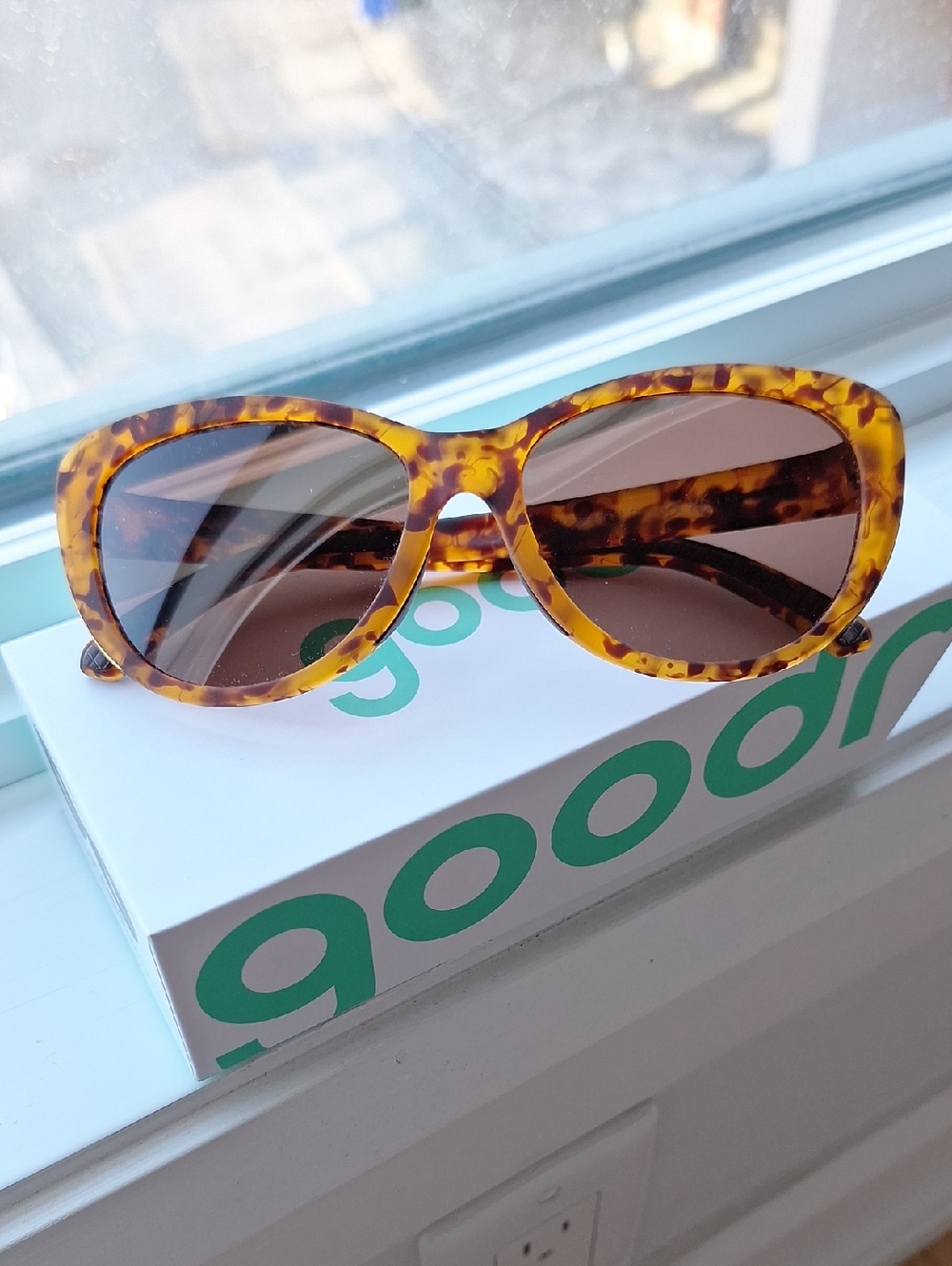Goodr Glam G Tortoiseshell Cat-Eye Sunglasses